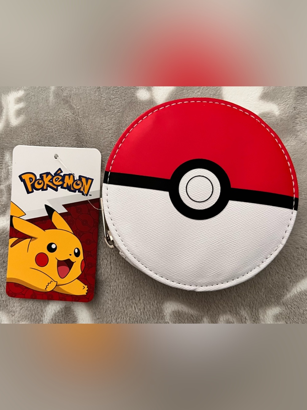 Bioworld Red and White Poké Ball Round Coin Purse